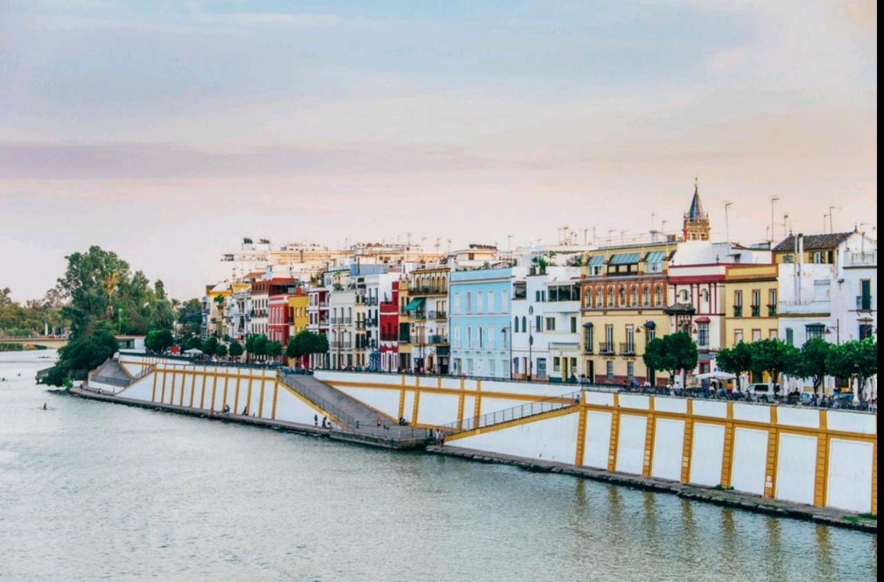 Sevilla Triana Esterno foto